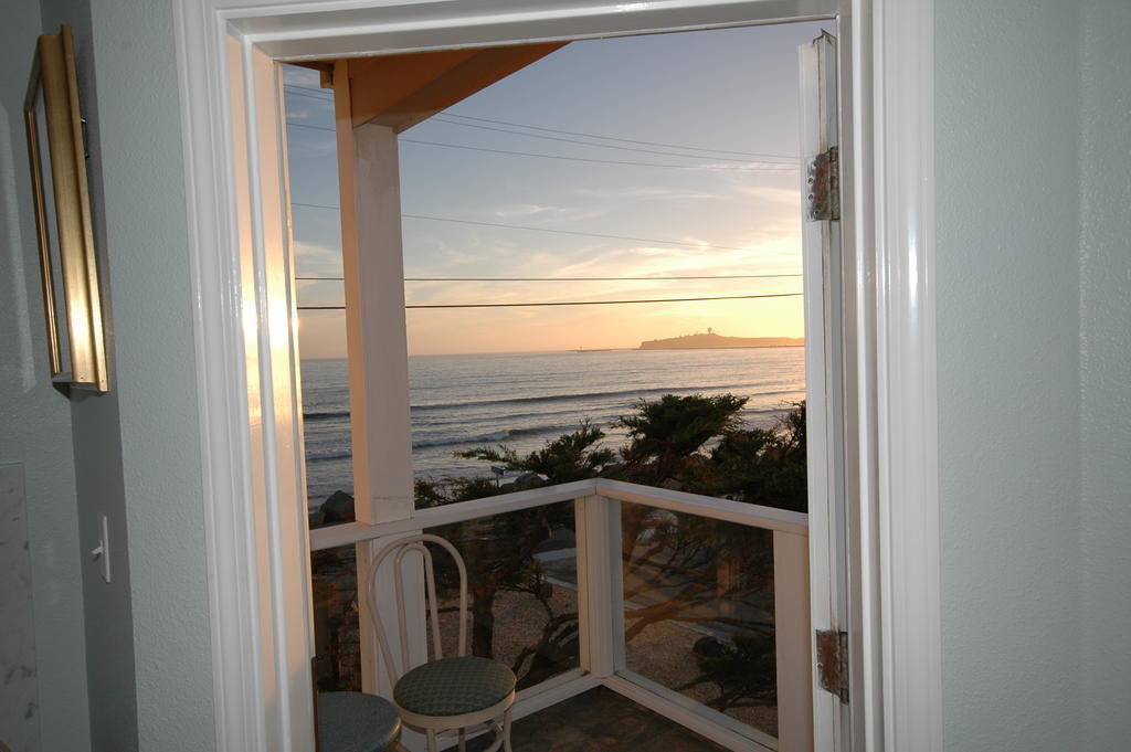 The Oceanfront Stay On Miramarbeach Hmb El Granada Rom bilde