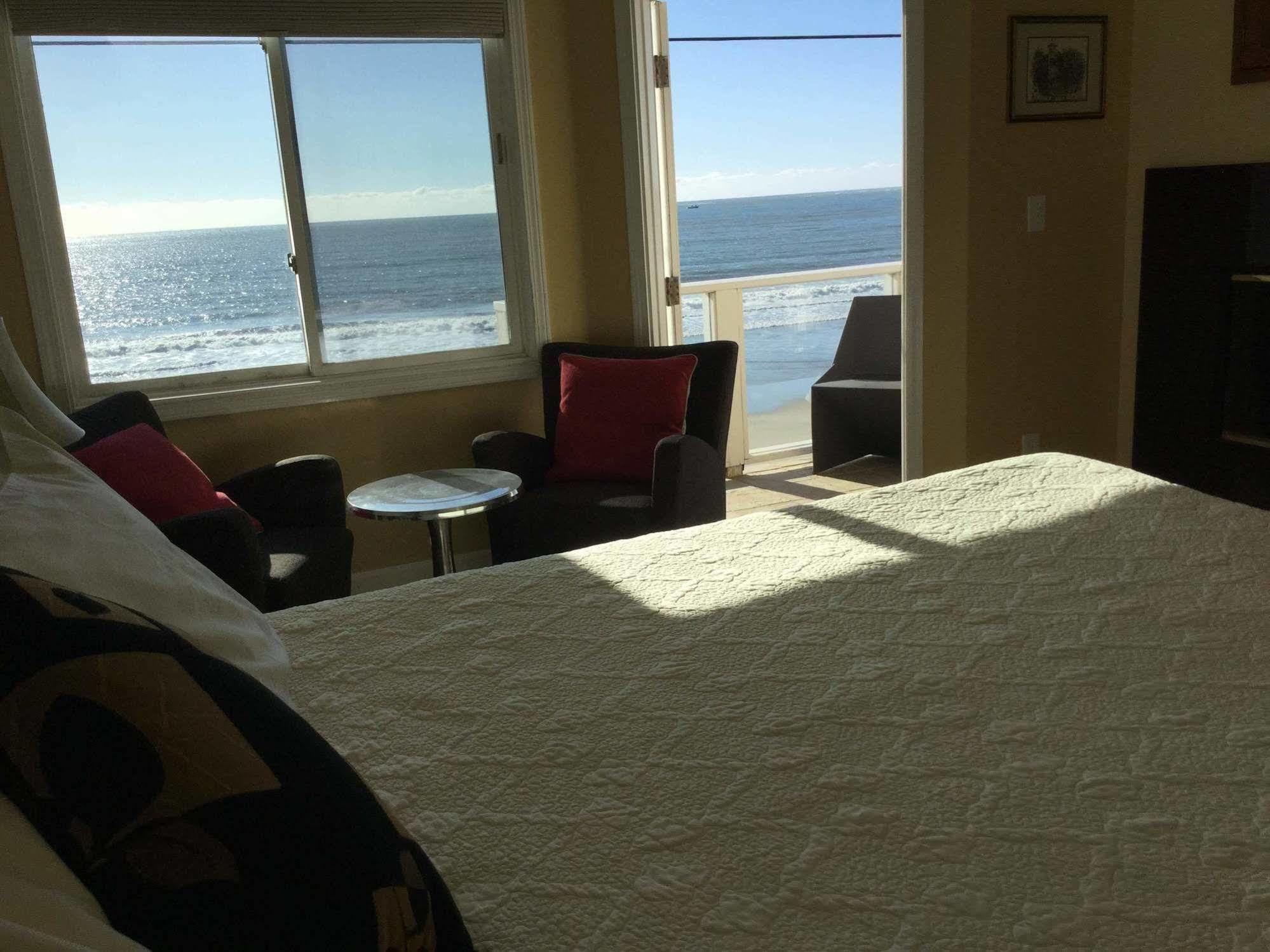 The Oceanfront Stay On Miramarbeach Hmb El Granada Eksteriør bilde